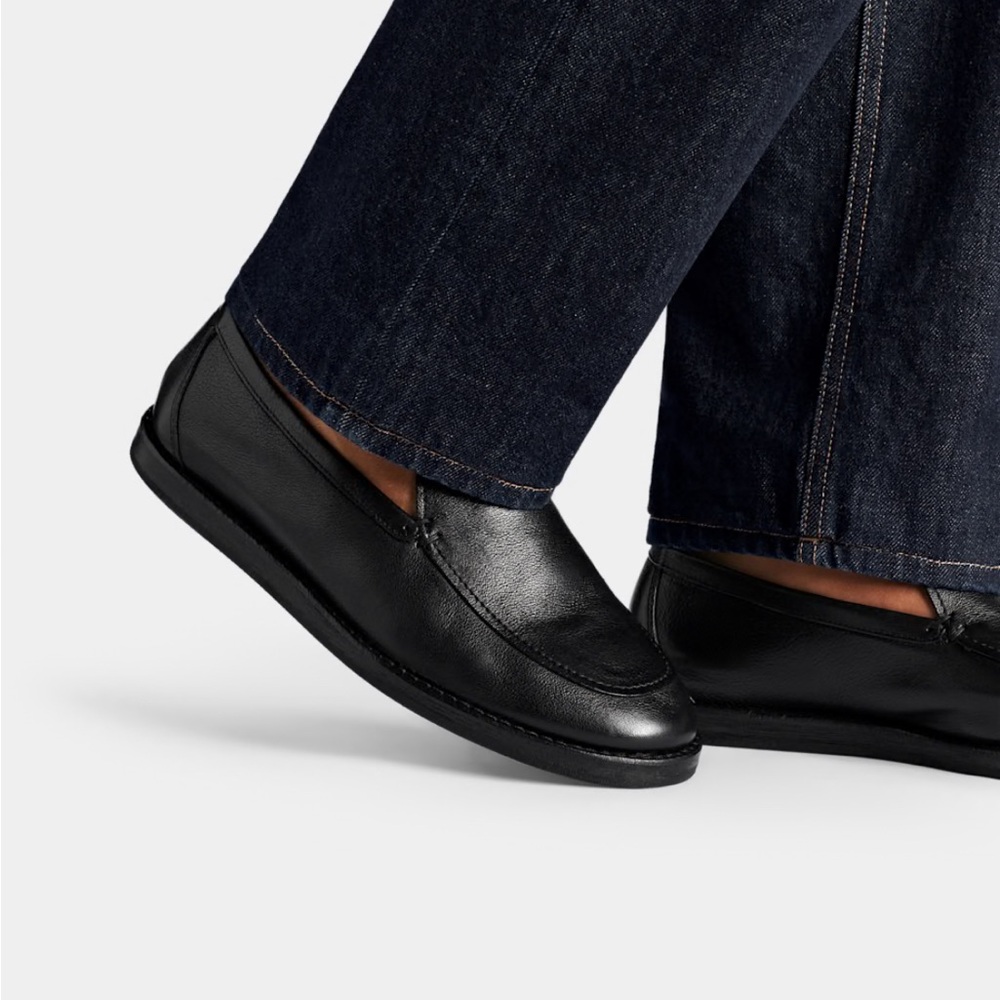 Classic Soft Black Loafer SS